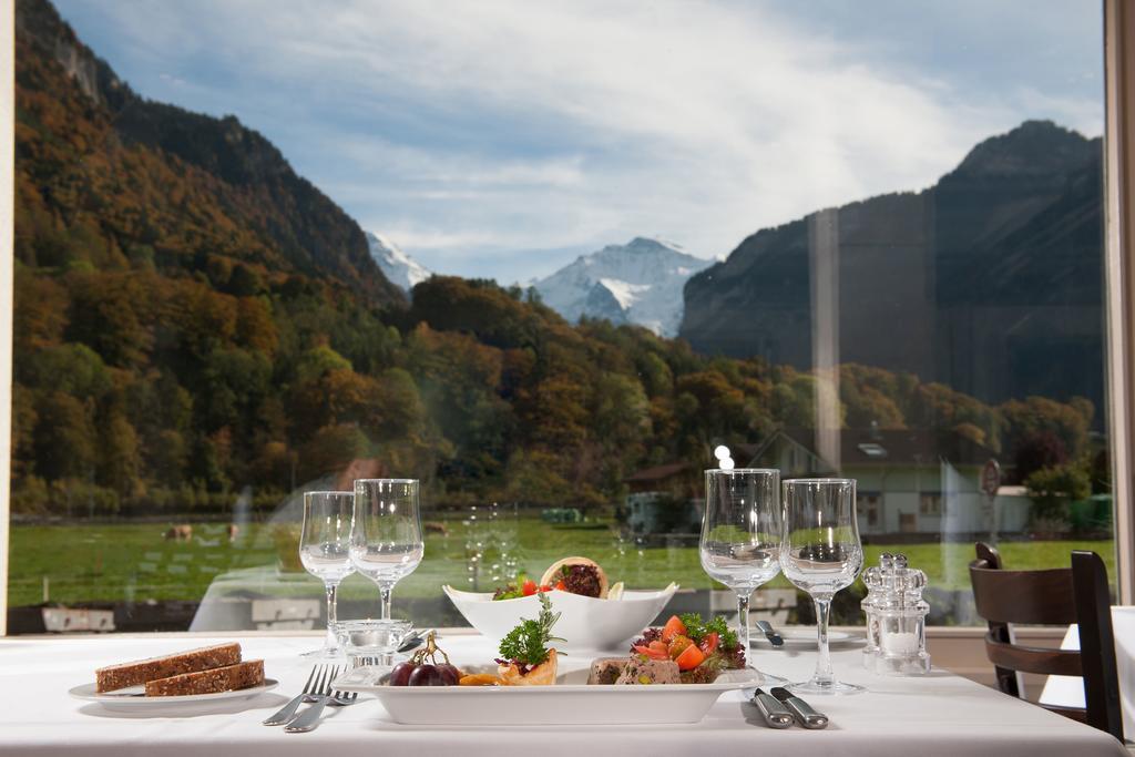 Jungfrau Hotel Wilderswil Buitenkant foto